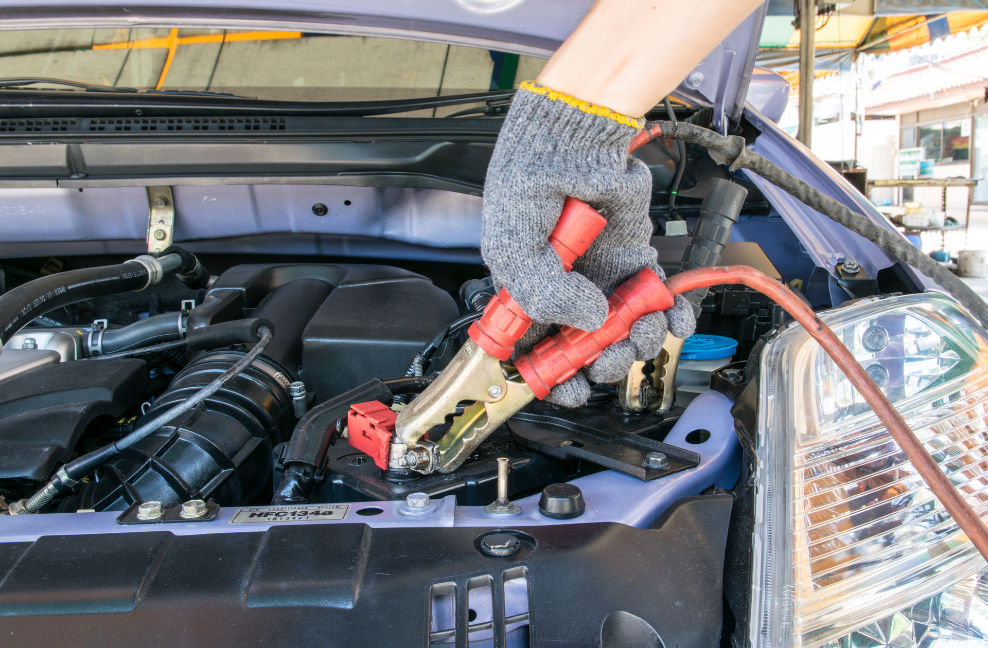jump-starting-service-to-boost-battery